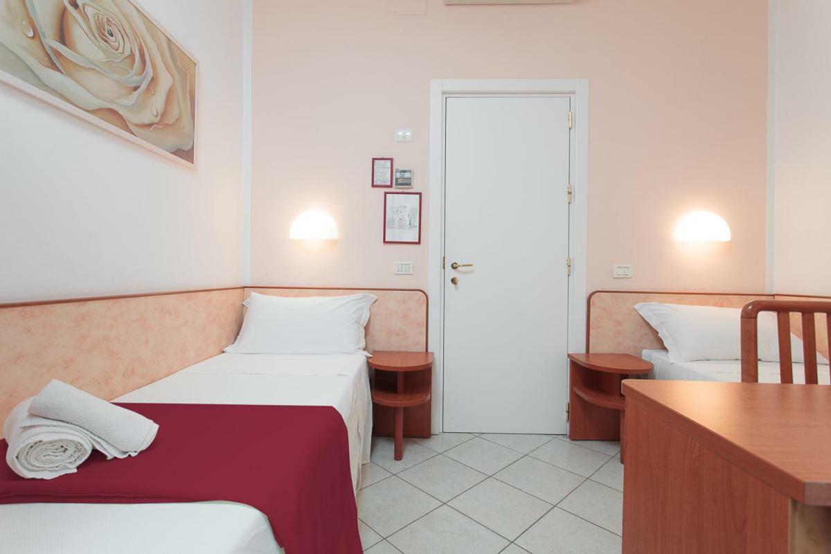 Hotel San Marco ミラノ・マリッティマ エクステリア 写真